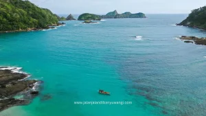 Pantai Wedi Ireng Banyuwangi